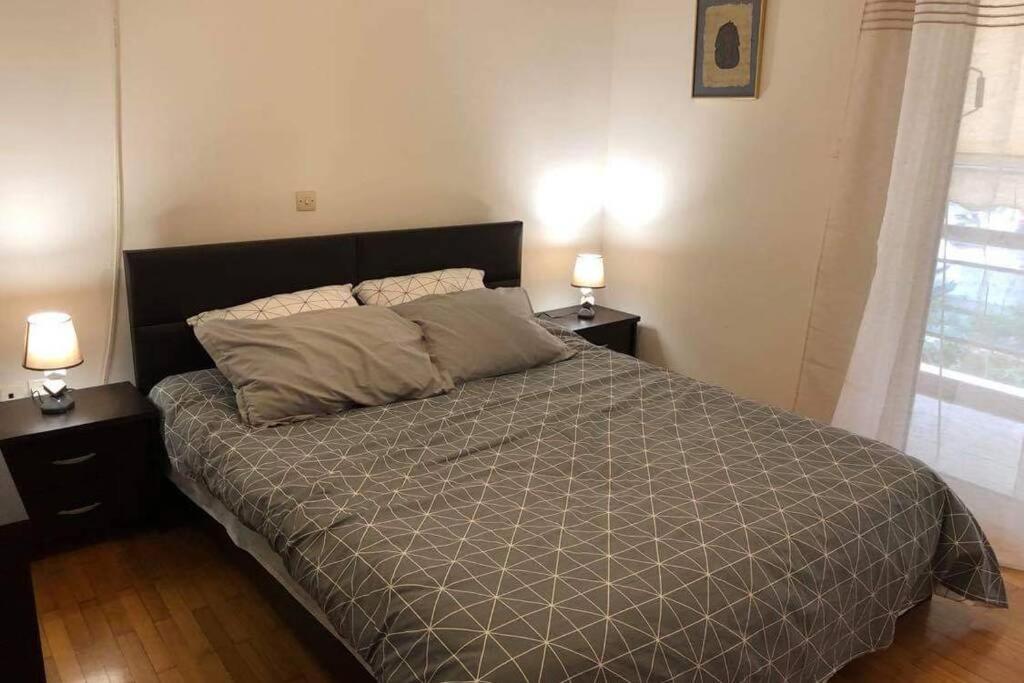 Cosy & Functional Pied-A-Terre Apartment เอเธนส์ ภายนอก รูปภาพ